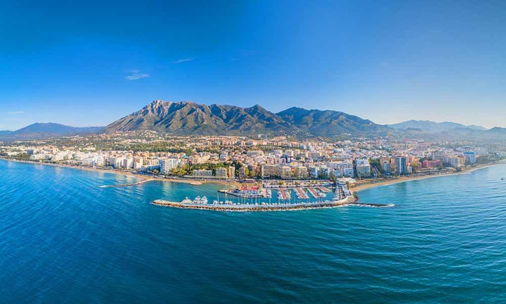 The Farm Lodge Marbella Bagian luar foto