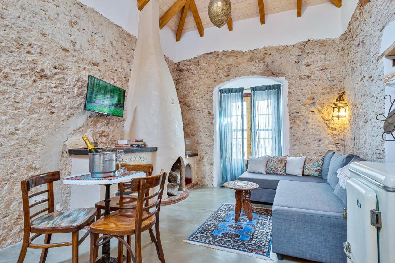 The Farm Lodge Marbella Bagian luar foto